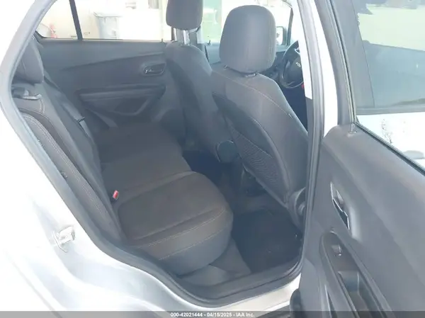 3GNCJKSB6LL213456 2020 CHEVROLET TRAX - Image 8