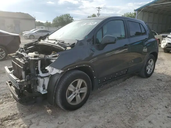 3GNCJKSB6LL215725 2020 CHEVROLET TRAX - Image 1