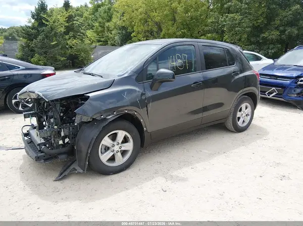 3GNCJKSB6LL273656 2020 CHEVROLET TRAX - Image 2