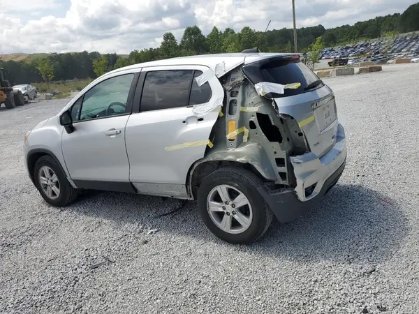 3GNCJKSB6LL295222 2020 CHEVROLET TRAX - Image 2