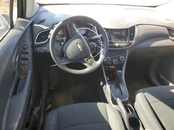 3GNCJKSB6LL313864 2020 CHEVROLET TRAX - Image 8