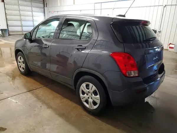3GNCJKSB7GL230773 2016 CHEVROLET TRAX - Image 2