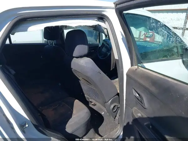 3GNCJKSB7GL239344 2016 CHEVROLET TRAX - Image 8