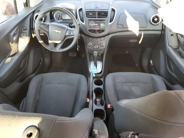 3GNCJKSB7GL263739 2016 CHEVROLET TRAX - Image 8