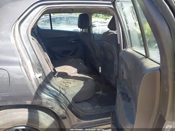 3GNCJKSB7GL265751 2016 CHEVROLET TRAX - Image 8