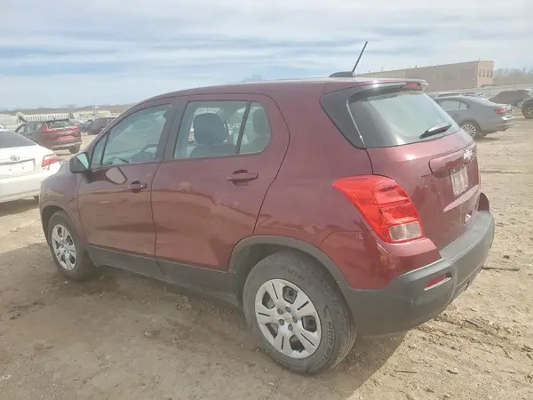 3GNCJKSB7GL271663 2016 CHEVROLET TRAX - Image 2
