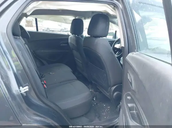 3GNCJKSB7GL279715 2016 CHEVROLET TRAX - Image 8