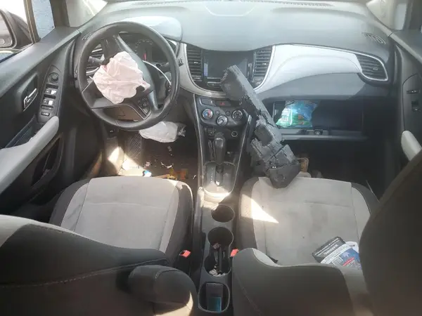 3GNCJKSB7HL132652 2017 CHEVROLET TRAX - Image 8