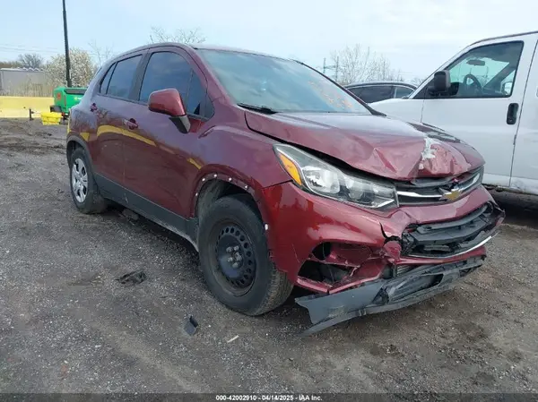 3GNCJKSB7HL175033 2017 CHEVROLET TRAX - Image 1