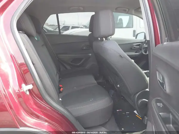 3GNCJKSB7HL175033 2017 CHEVROLET TRAX - Image 8