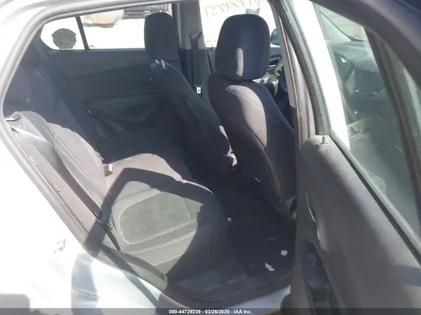 3GNCJKSB7HL238549 2017 CHEVROLET TRAX - Image 8