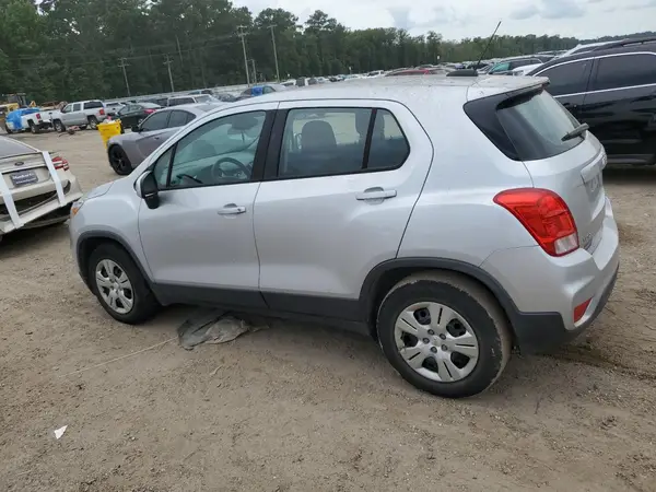 3GNCJKSB7HL254279 2017 CHEVROLET TRAX - Image 2