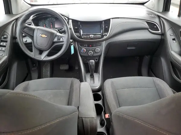 3GNCJKSB7HL254279 2017 CHEVROLET TRAX - Image 8