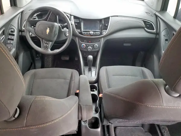 3GNCJKSB7HL260423 2017 CHEVROLET TRAX - Image 8