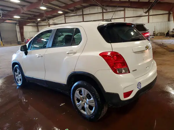 3GNCJKSB7HL268487 2017 CHEVROLET TRAX - Image 2