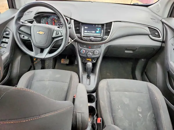 3GNCJKSB7HL276198 2017 CHEVROLET TRAX - Image 8