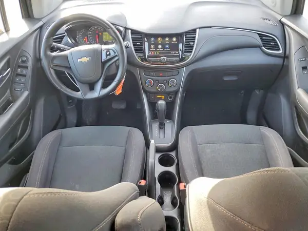 3GNCJKSB7JL203659 2018 CHEVROLET TRAX - Image 8