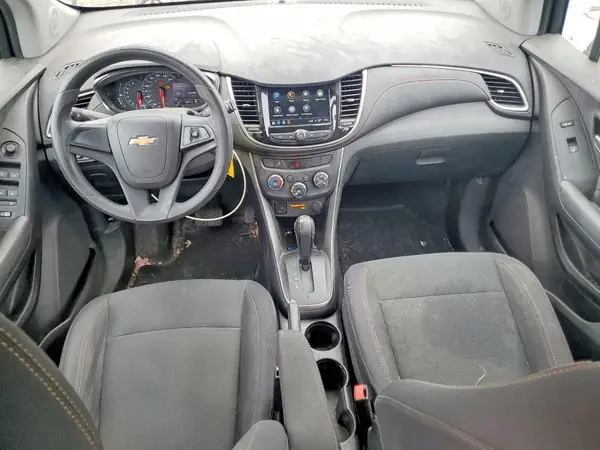 3GNCJKSB7JL221840 2018 CHEVROLET TRAX - Image 8