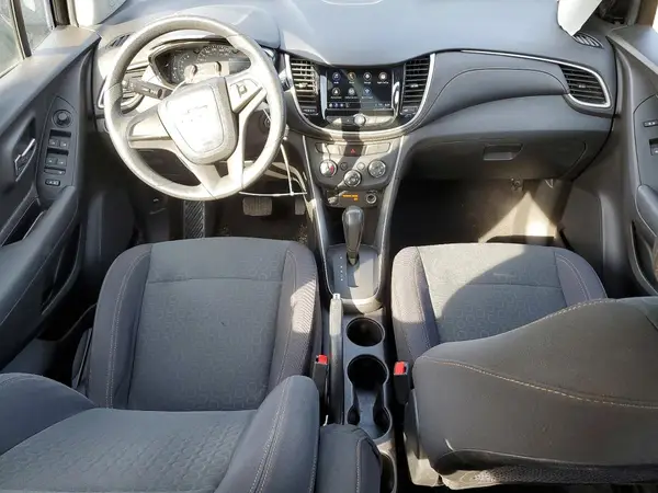3GNCJKSB7JL242980 2018 CHEVROLET TRAX - Image 8