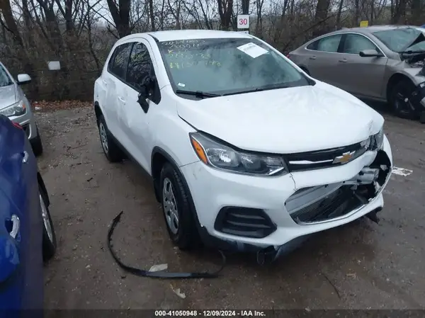 3GNCJKSB7JL340133 2018 CHEVROLET TRAX - Image 1