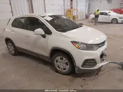 3GNCJKSB7JL352492 2018 CHEVROLET TRAX