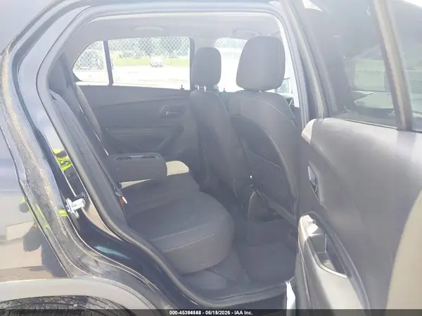 3GNCJKSB7JL361516 2018 CHEVROLET TRAX - Image 8