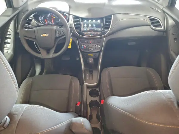 3GNCJKSB7JL393267 2018 CHEVROLET TRAX - Image 8