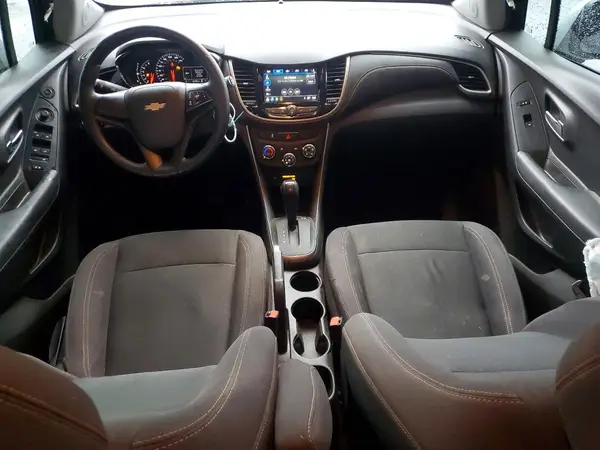 3GNCJKSB7JL416885 2018 CHEVROLET TRAX - Image 8