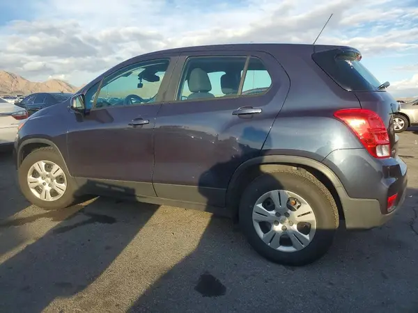3GNCJKSB7KL130827 2019 CHEVROLET TRAX - Image 2