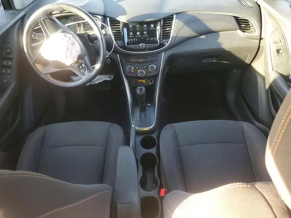 3GNCJKSB7KL130827 2019 CHEVROLET TRAX - Image 8