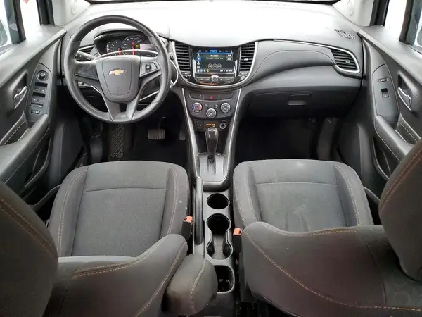 3GNCJKSB7KL142928 2019 CHEVROLET TRAX - Image 8
