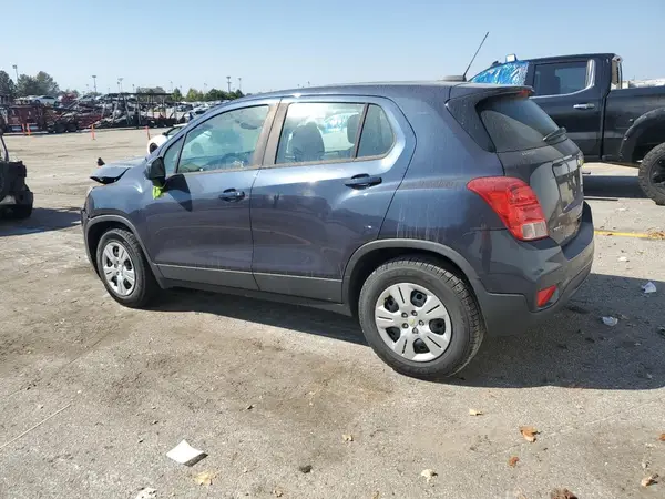 3GNCJKSB7KL151936 2019 CHEVROLET TRAX - Image 2