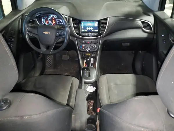 3GNCJKSB7KL152052 2019 CHEVROLET TRAX - Image 8