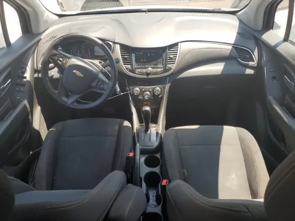 3GNCJKSB7KL166713 2019 CHEVROLET TRAX - Image 8