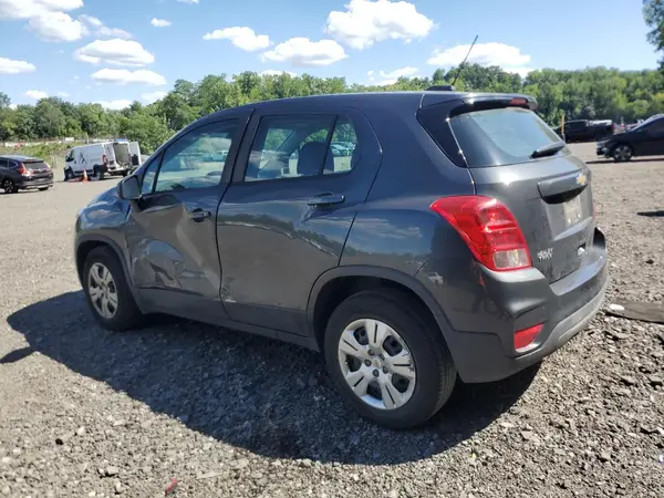 3GNCJKSB7KL176707 2019 CHEVROLET TRAX - Image 2