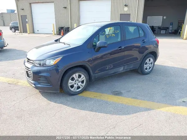 3GNCJKSB7KL177291 2019 CHEVROLET TRAX - Image 2