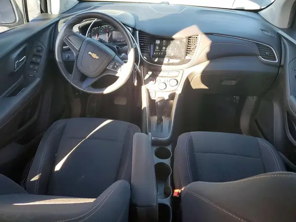 3GNCJKSB7KL182782 2019 CHEVROLET TRAX - Image 8