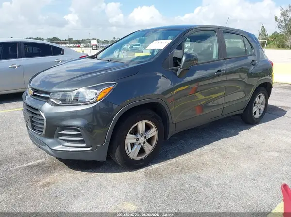 3GNCJKSB7KL189456 2019 CHEVROLET TRAX - Image 2