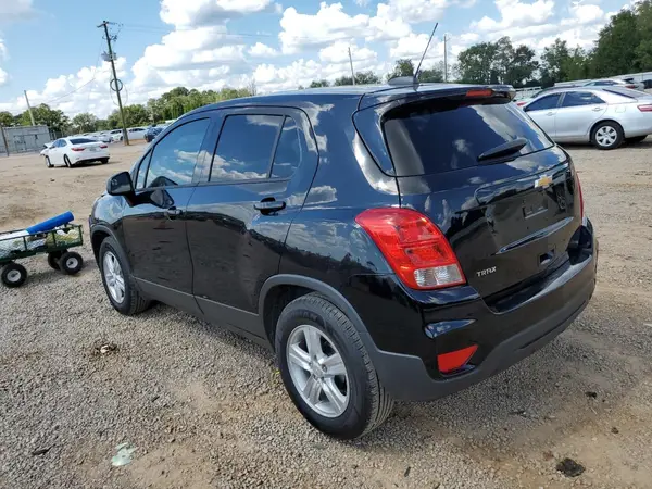 3GNCJKSB7KL195905 2019 CHEVROLET TRAX - Image 2