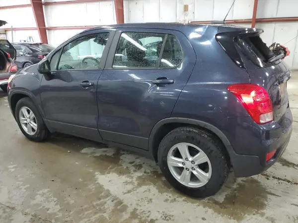 3GNCJKSB7KL212993 2019 CHEVROLET TRAX - Image 2