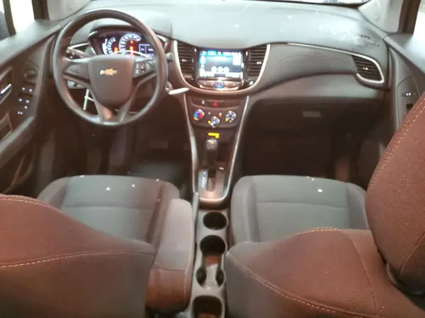 3GNCJKSB7KL212993 2019 CHEVROLET TRAX - Image 8