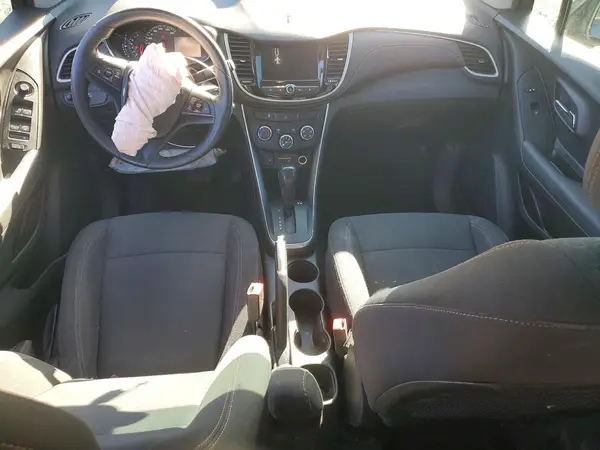 3GNCJKSB7KL216879 2019 CHEVROLET TRAX - Image 8