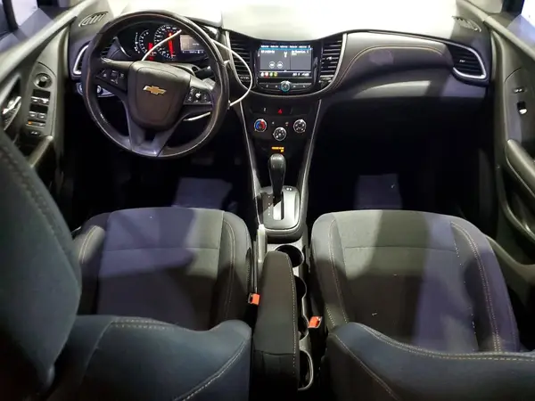 3GNCJKSB7KL237439 2019 CHEVROLET TRAX - Image 8