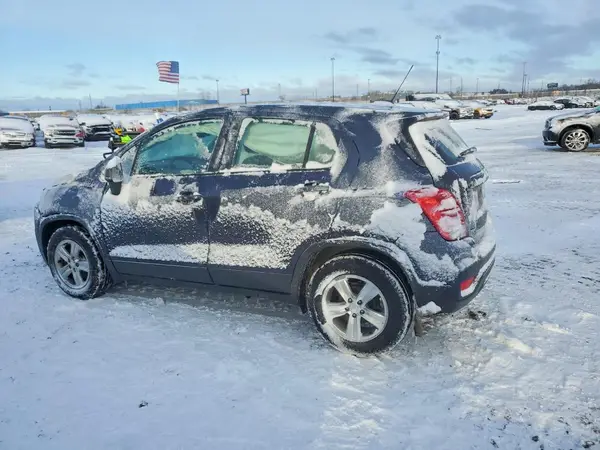 3GNCJKSB7KL247467 2019 CHEVROLET TRAX - Image 2