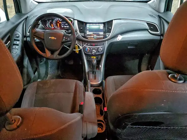 3GNCJKSB7KL249512 2019 CHEVROLET TRAX - Image 8