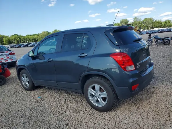 3GNCJKSB7KL253382 2019 CHEVROLET TRAX - Image 2