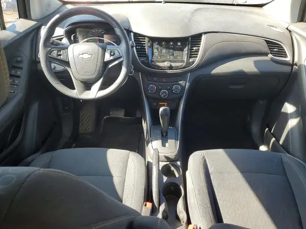 3GNCJKSB7KL253382 2019 CHEVROLET TRAX - Image 8