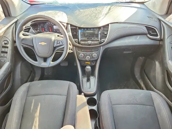 3GNCJKSB7KL255701 2019 CHEVROLET TRAX - Image 8