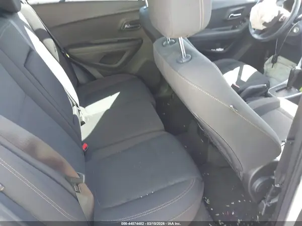3GNCJKSB7KL259201 2019 CHEVROLET TRAX - Image 8