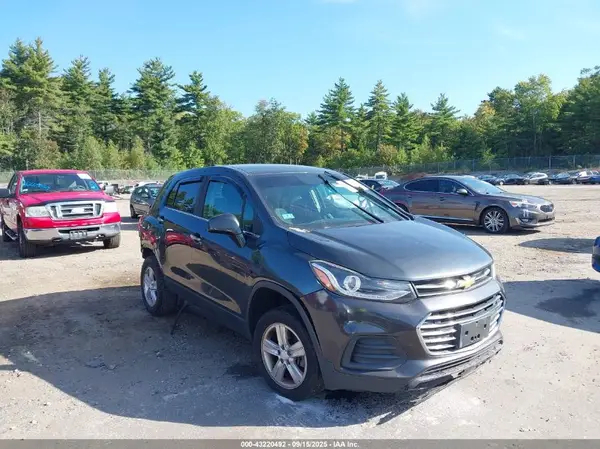 3GNCJKSB7KL285751 2019 CHEVROLET TRAX